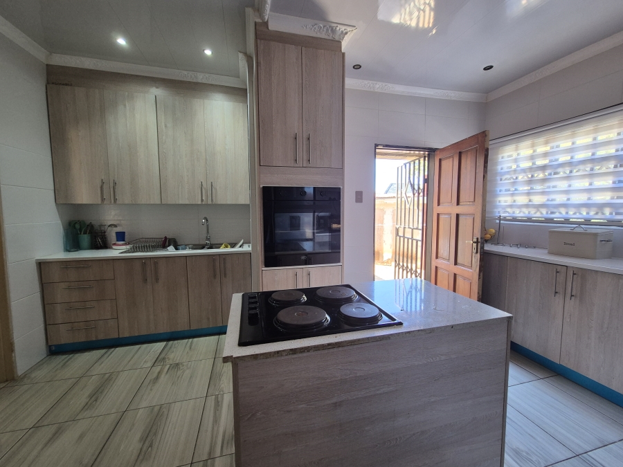 3 Bedroom Property for Sale in Stilfontein North West